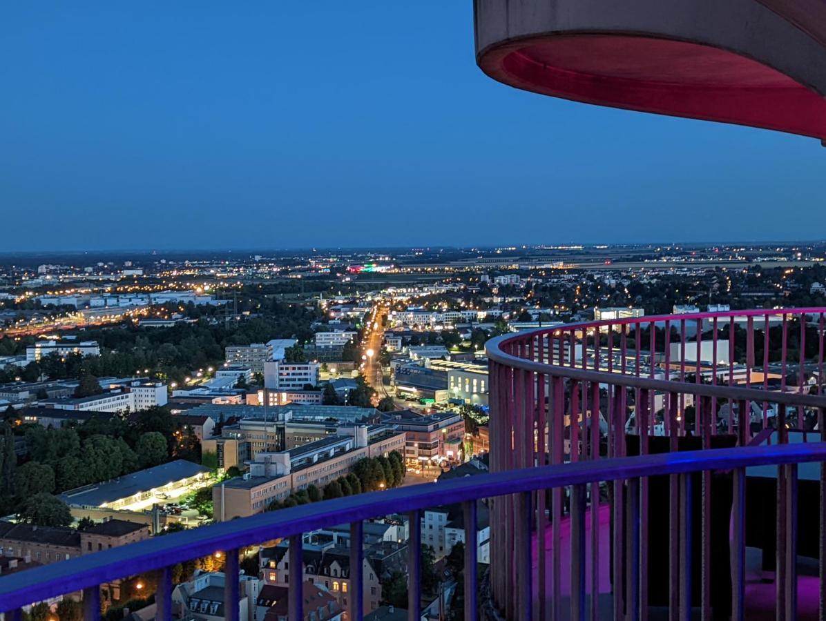 Royal - Sky - Suite Augsburg Exteriör bild