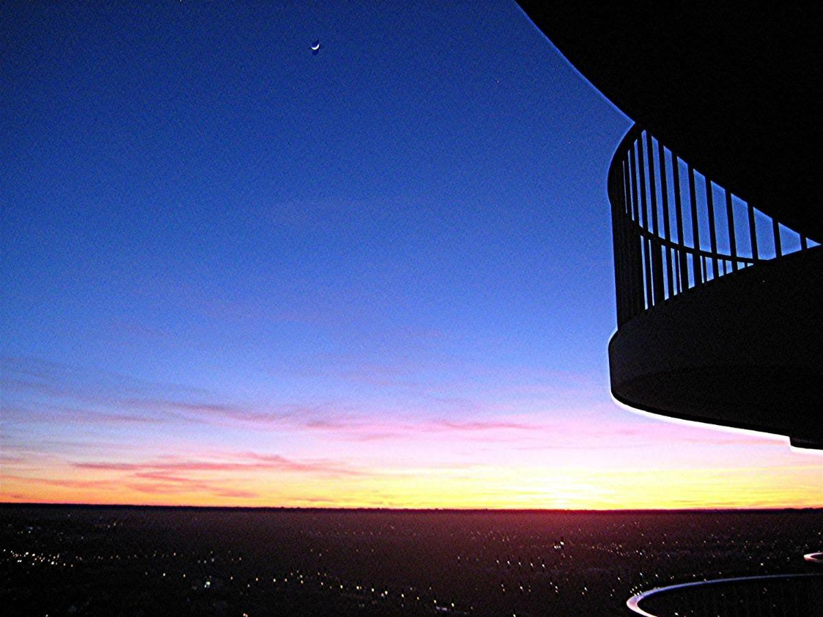 Royal - Sky - Suite Augsburg Exteriör bild